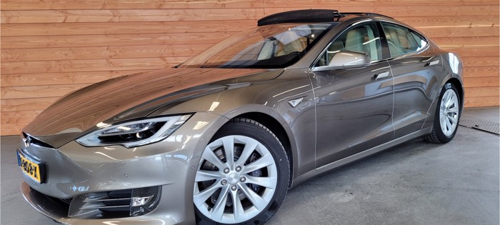 Tesla Model S
