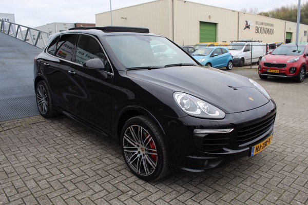 Porsche Cayenne (2010 - 2017)