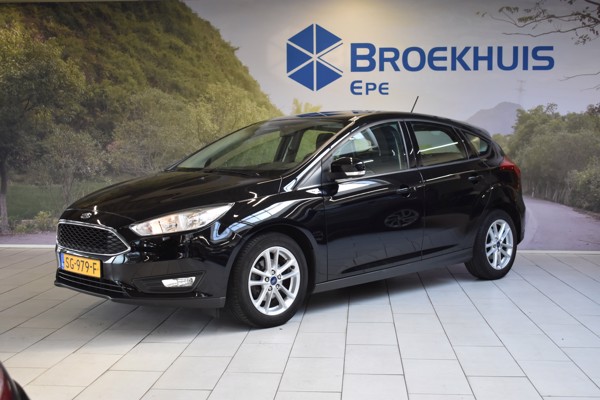 Ford Focus 1.0 EcoBoost Hybrid Connected