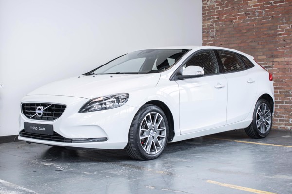 Volvo V40 T4 R-Design
