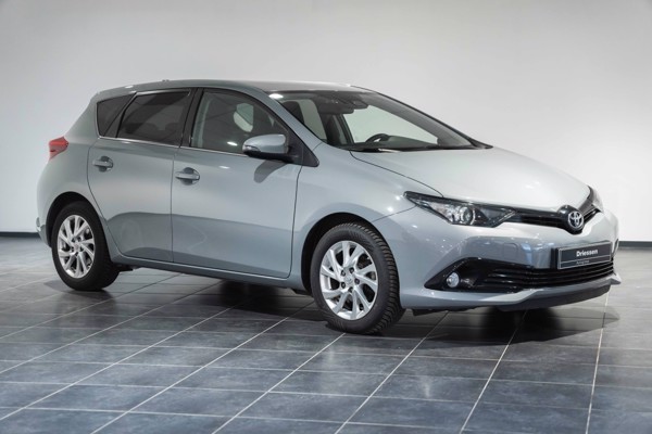 Toyota Auris Touring Sports 1.8 Hybrid Executive
