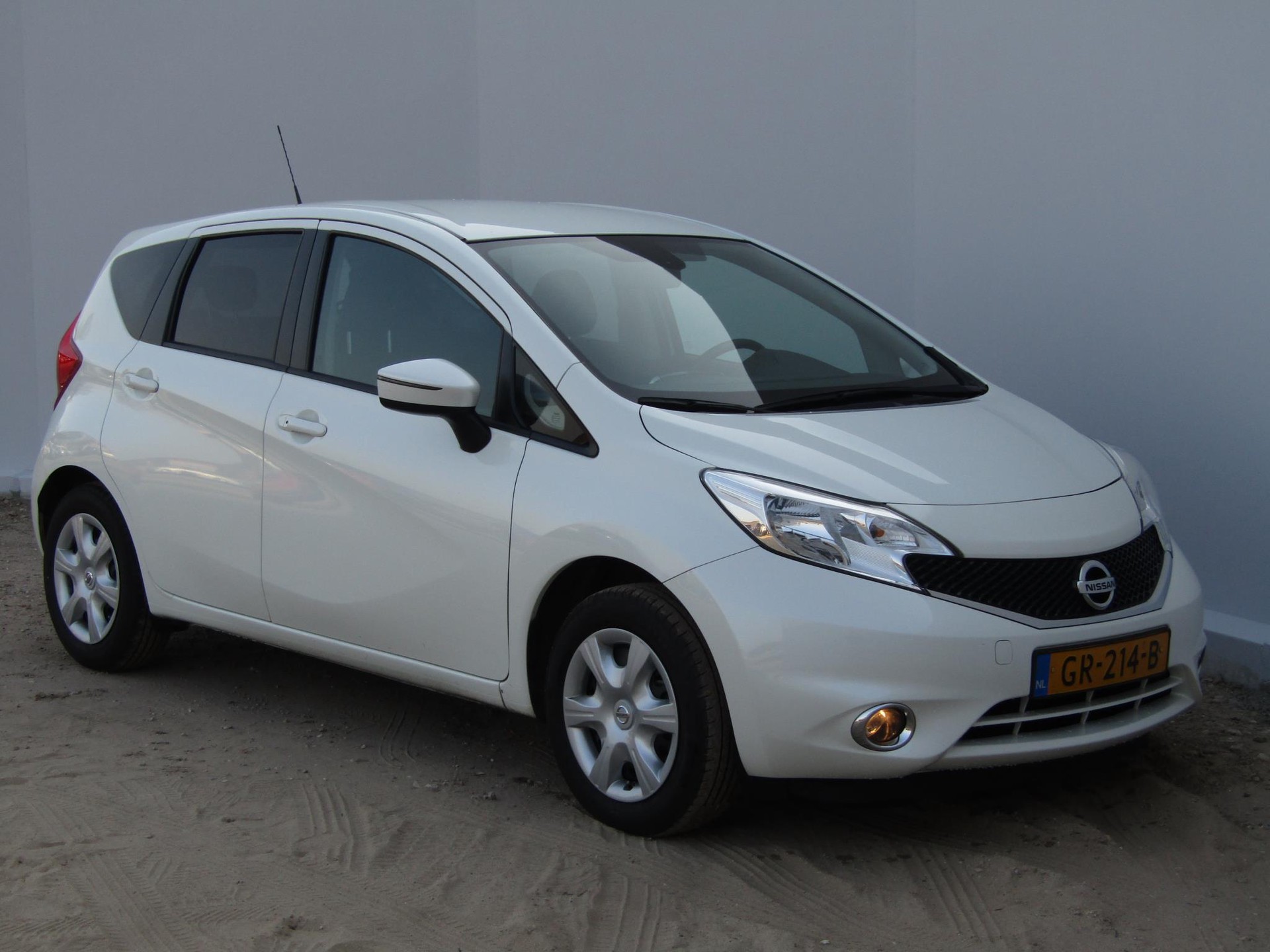 Avito nissan note