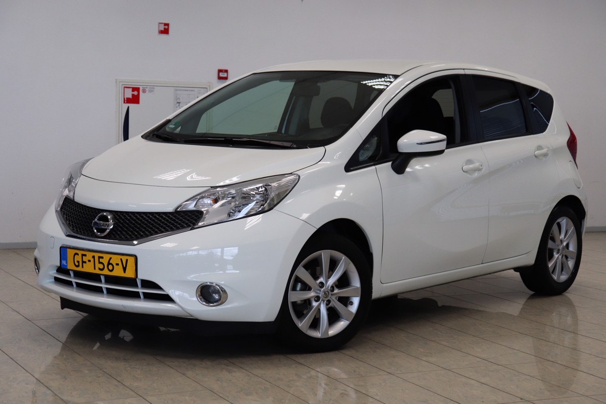 Nissan note 1 поколение