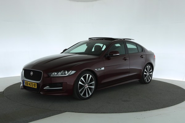 Jaguar XE
