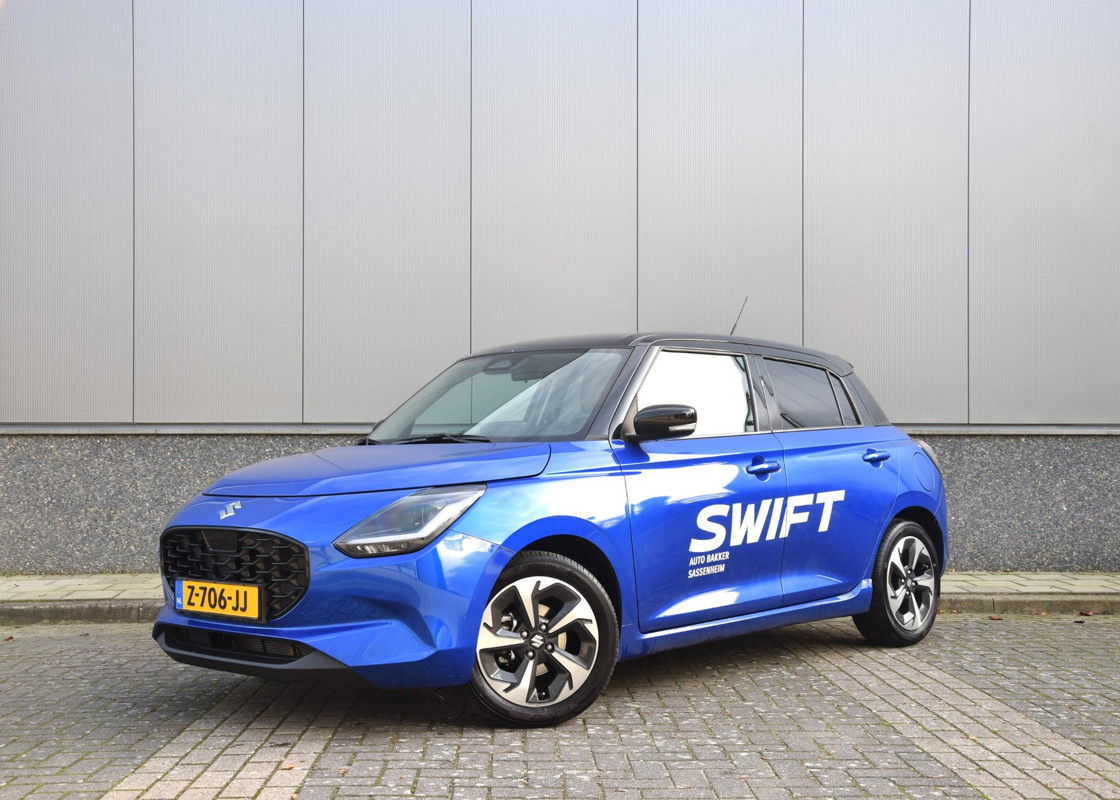 Suzuki Swift Style Smart Hybrid