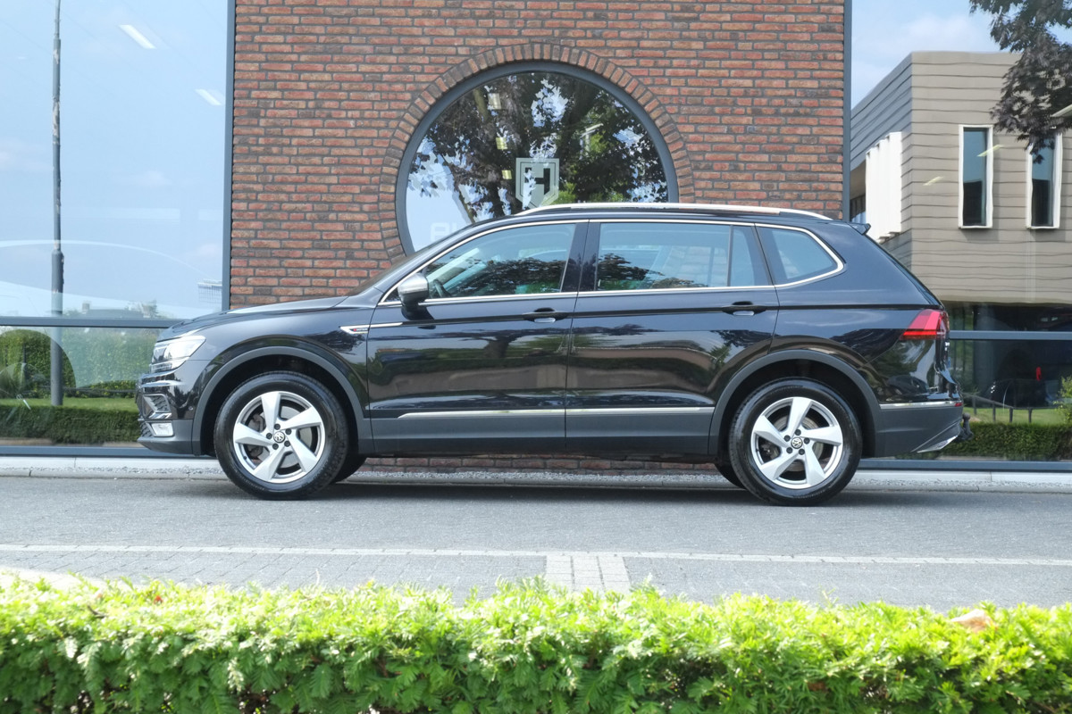 Volkswagen Tiguan Allspace 2.0 TDI 4Motion 240 pk Highline detail0.jpg