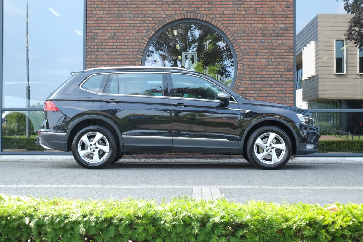Volkswagen Tiguan Allspace 2.0 TDI 4Motion 240 pk Highline detail1.jpg