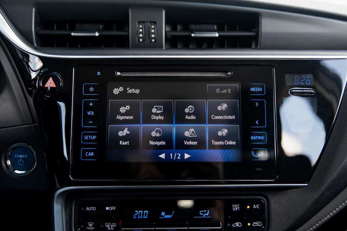Toyota Auris 1.8 Hybrid CVT Business Plus detail22.jpg