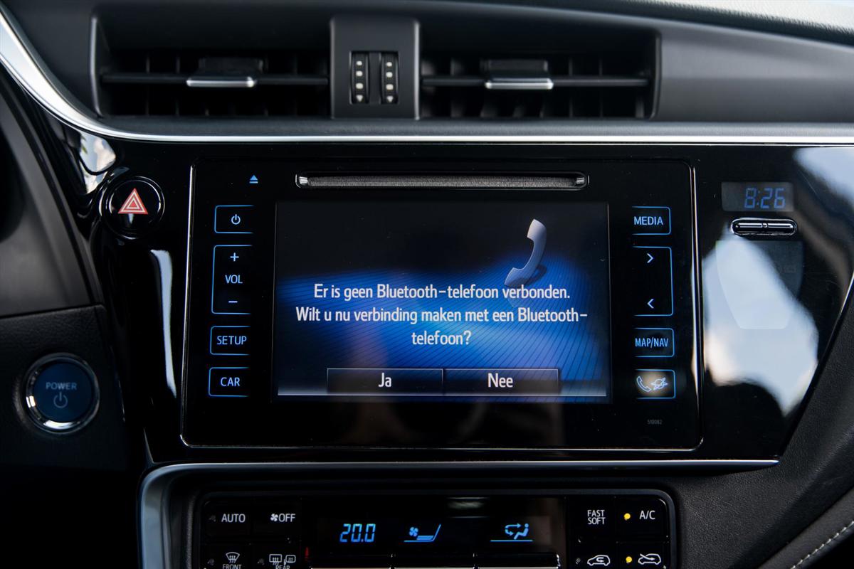 Toyota Auris 1.8 Hybrid CVT Business Plus detail23.jpg