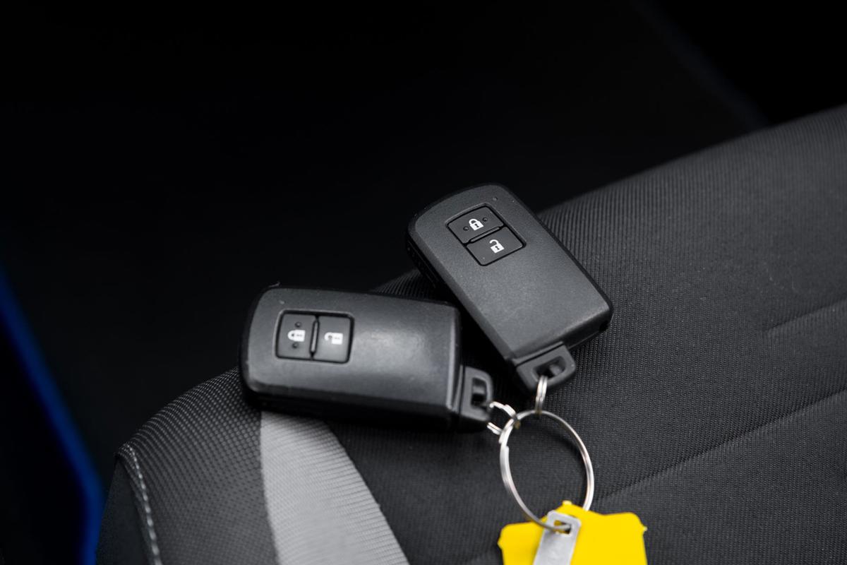 Toyota Auris 1.8 Hybrid CVT Business Plus detail28.jpg