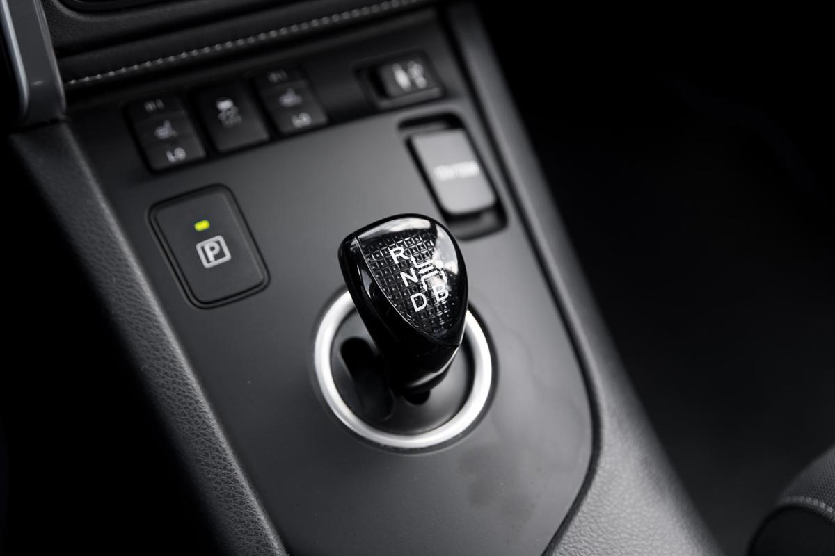 Toyota Auris 1.8 Hybrid CVT Business Plus detail9.jpg