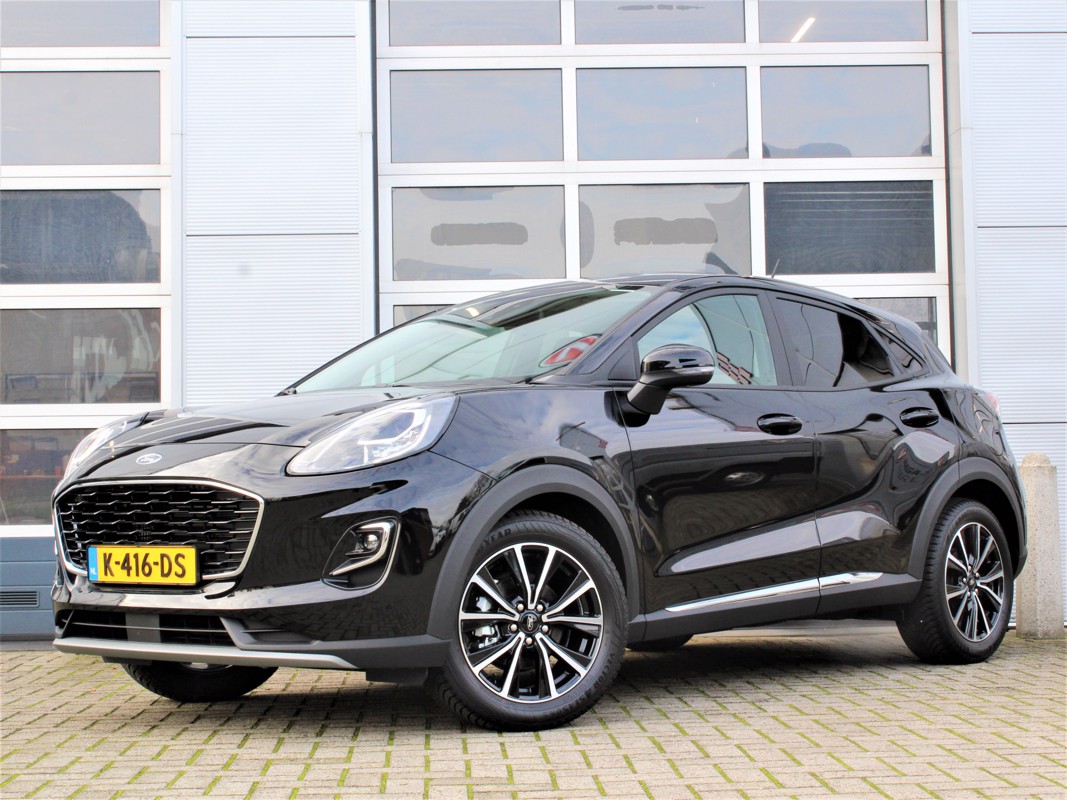ford puma ecoboost hybrid titanium