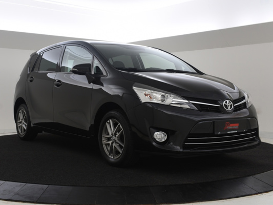 Toyota Verso 1.8 VVT-i Dynamic Business (7-persoons)